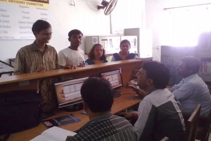 Sushilabai Ramchandrarao Mamidwar College Of Social Work Chandrapur Academic Building photo 4